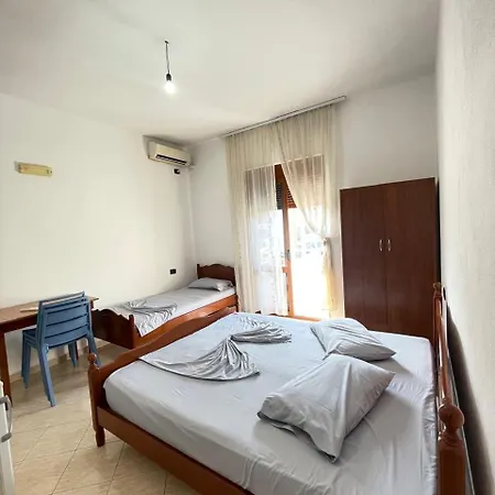 Leonardo's Villa Durres